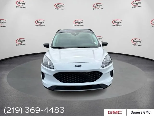 Used 2022 Ford Escape SE with VIN 1FMCU9G65NUA08364 for sale in La Porte, IN