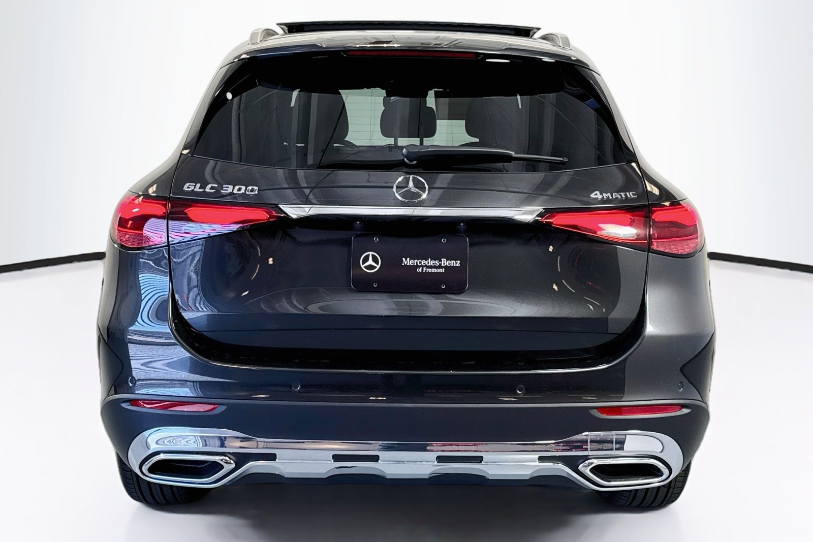 New 2026 Graphite Grey Metallic Mercedes-Benz GLC 300 image 6