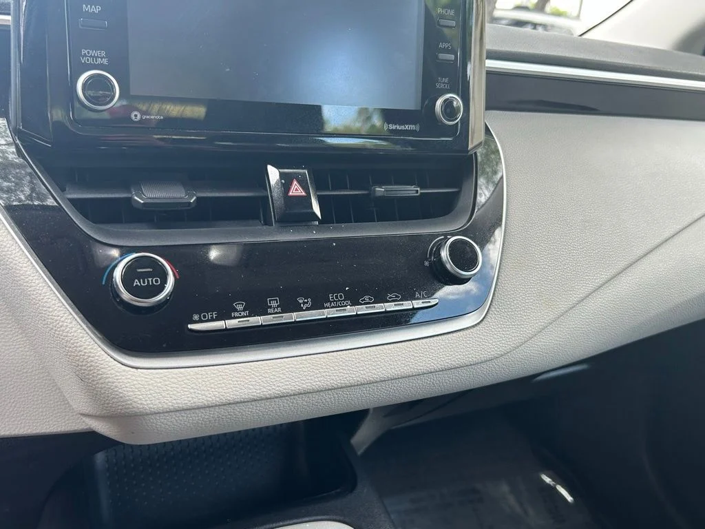 Certified Used 2022 Silver Toyota LE image 22