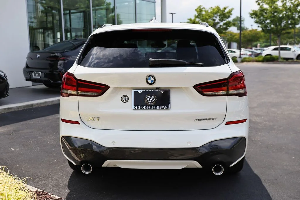 Used 2021 Alpine White BMW xDrive28i image 10