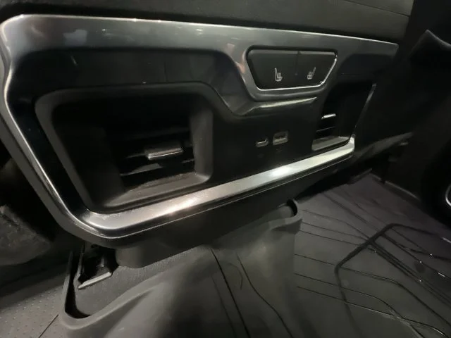 2023 Chevrolet Silverado 1500 High Country - Photo 23