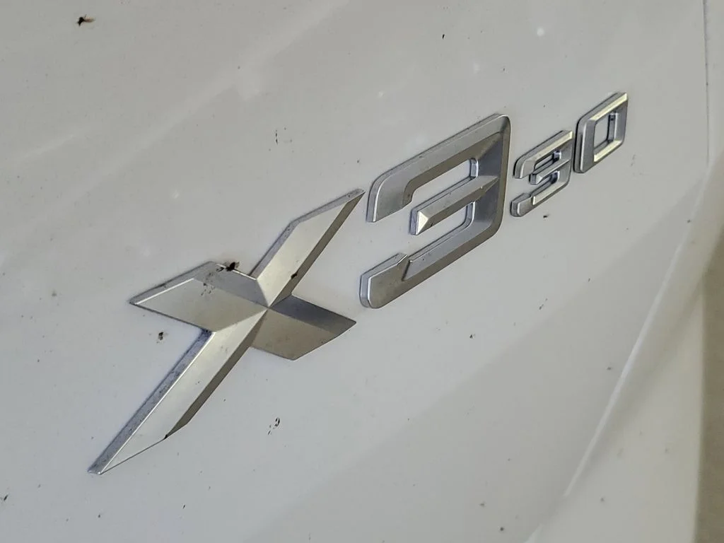 Used 2026 White BMW 30 xDrive image 6