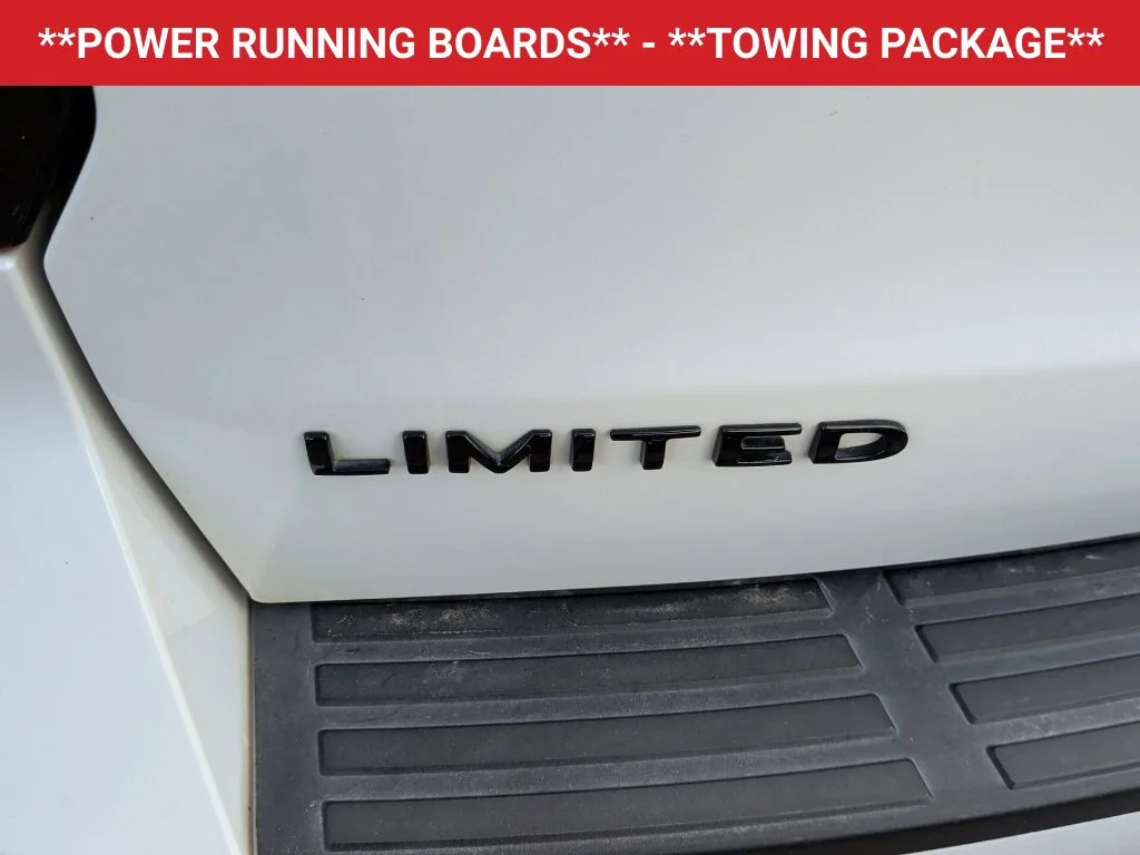Used 2022 Star White Ford Limited image 7
