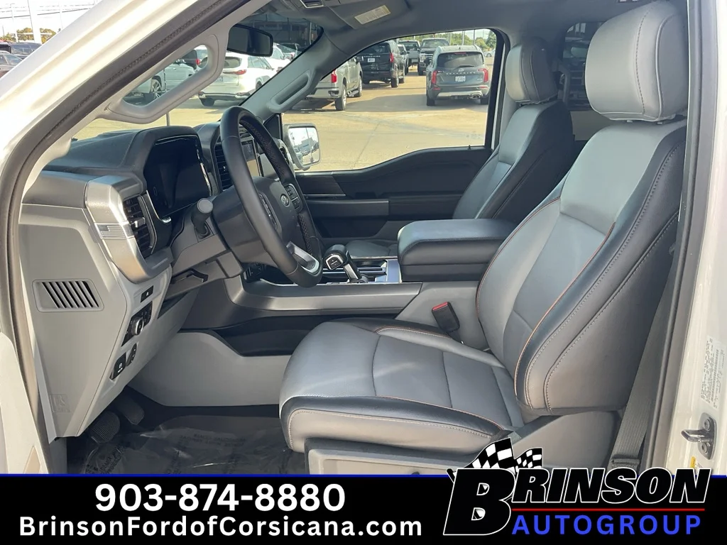 Used 2025 Oxford White Ford LARIAT image 24