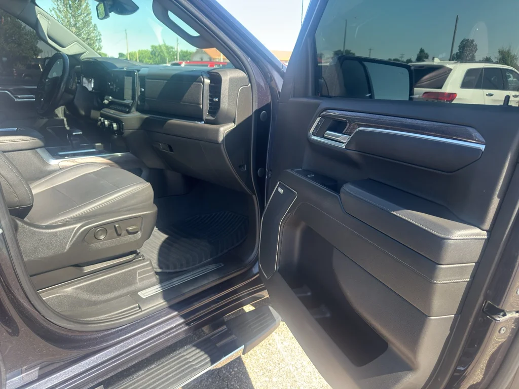 Used 2022 Dark Ash Metallic Chevrolet LTZ image 16