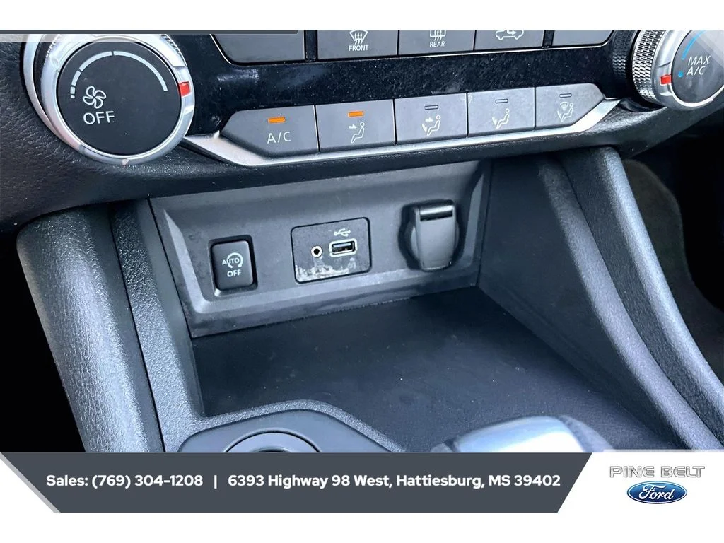 Used 2024 Super Black Nissan S image 23