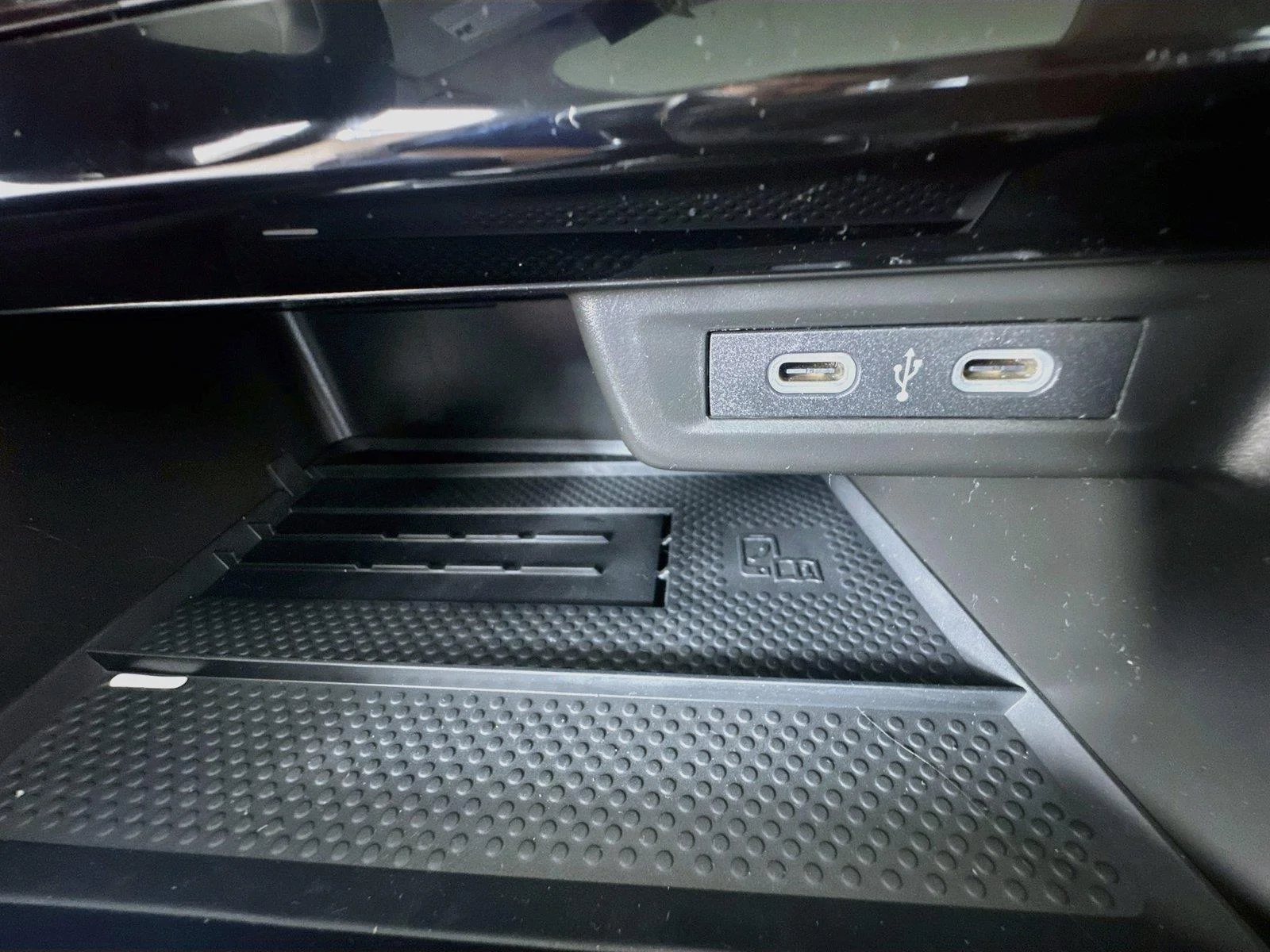 New 2027  Volkswagen SE image 32
