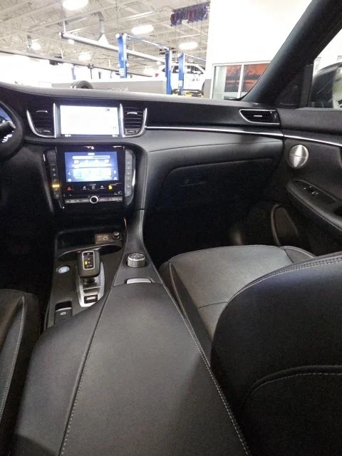 Used 2023 Black INFINITI SPORT image 30