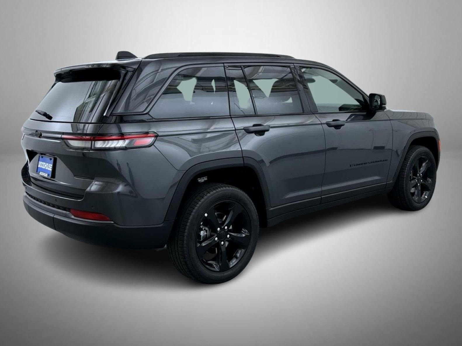New 2026 Baltic Gray Metallic Clear-Coat Exterior Paint Jeep Limited image 5
