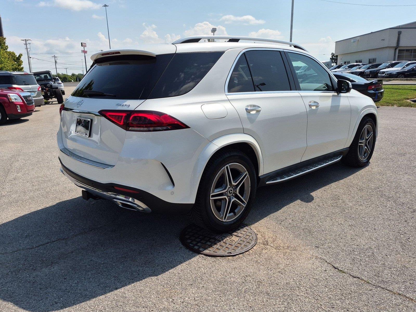 Used 2022 MANUFAKTUR Diamond White Bright Mercedes-Benz GLE 350 image 5