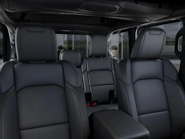 New 2026 Bright White Clear-Coat Exterior Paint Jeep Sahara image 27