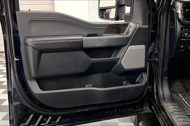Used 2024 Antimatter Blue Metallic Ford Lariat image 19
