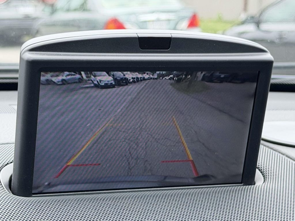 Used 2014 Blue Volvo 3.2 image 5