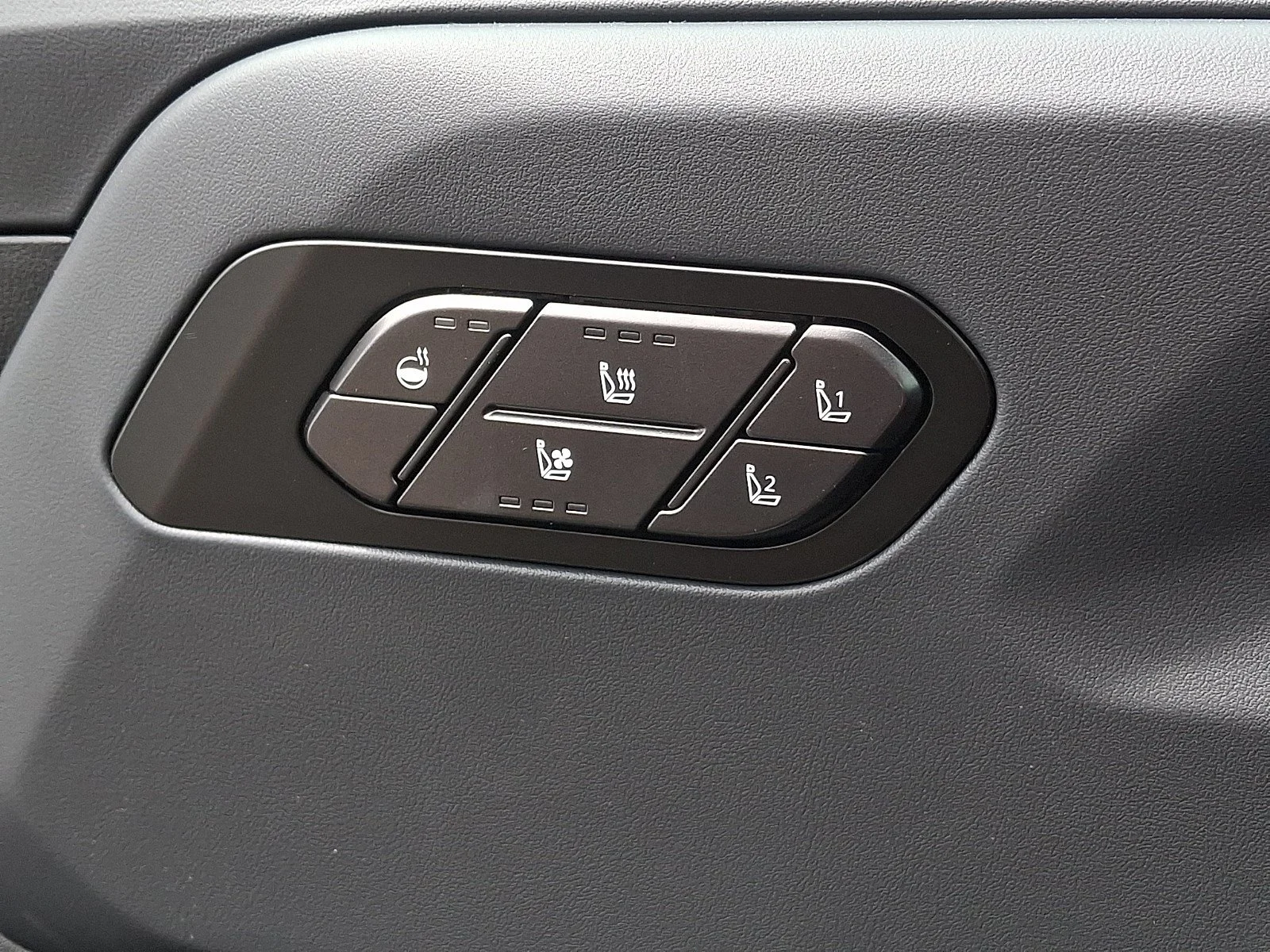 New 2027 Terrain Brown Matte Kia X-Line SX image 11