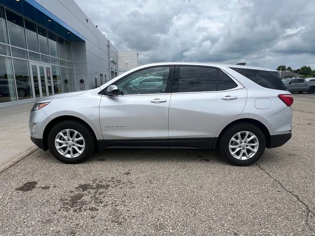 Used 2020 Chevrolet Equinox LT with VIN 3GNAXUEV2LS636662 for sale in Mount Pleasant, WI