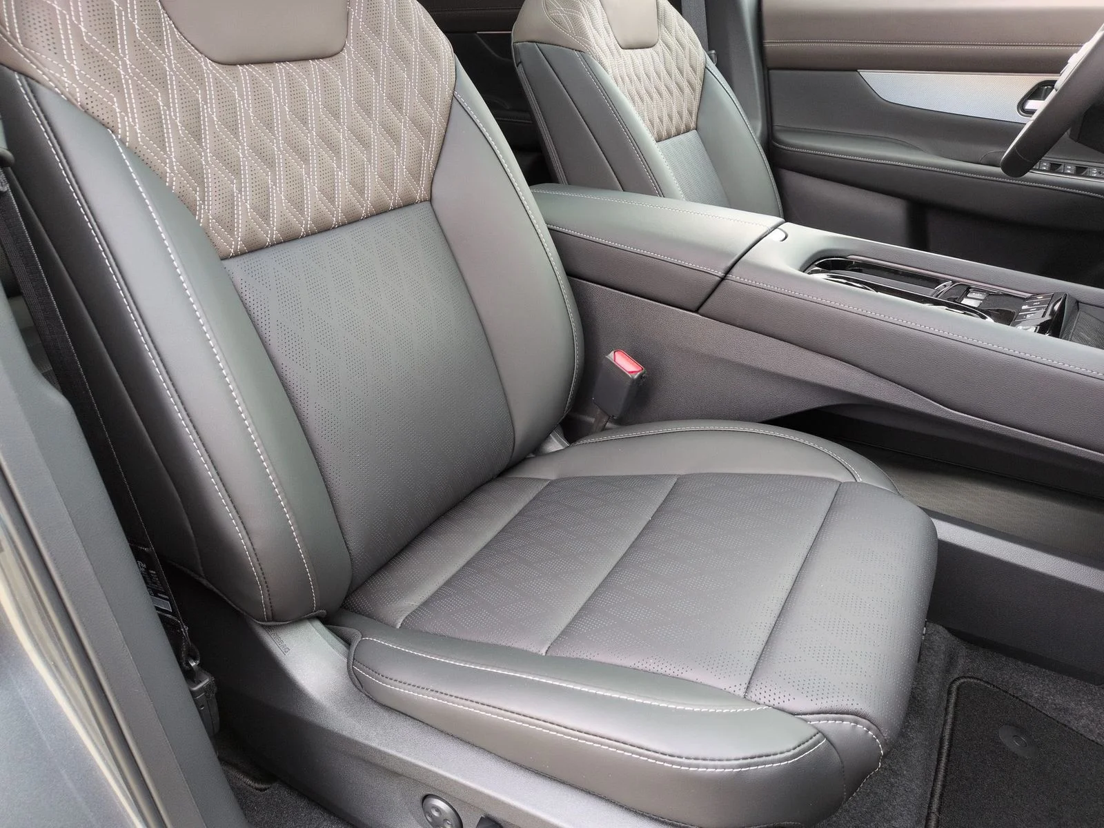 2026 Nissan Murano Platinum - Photo 30