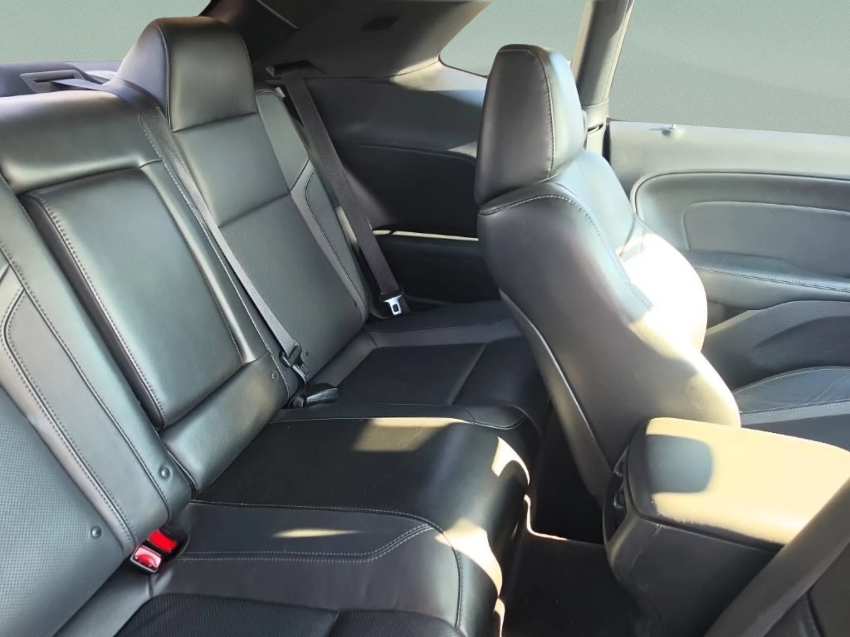 Used 2017 Red Dodge SXT Plus image 23