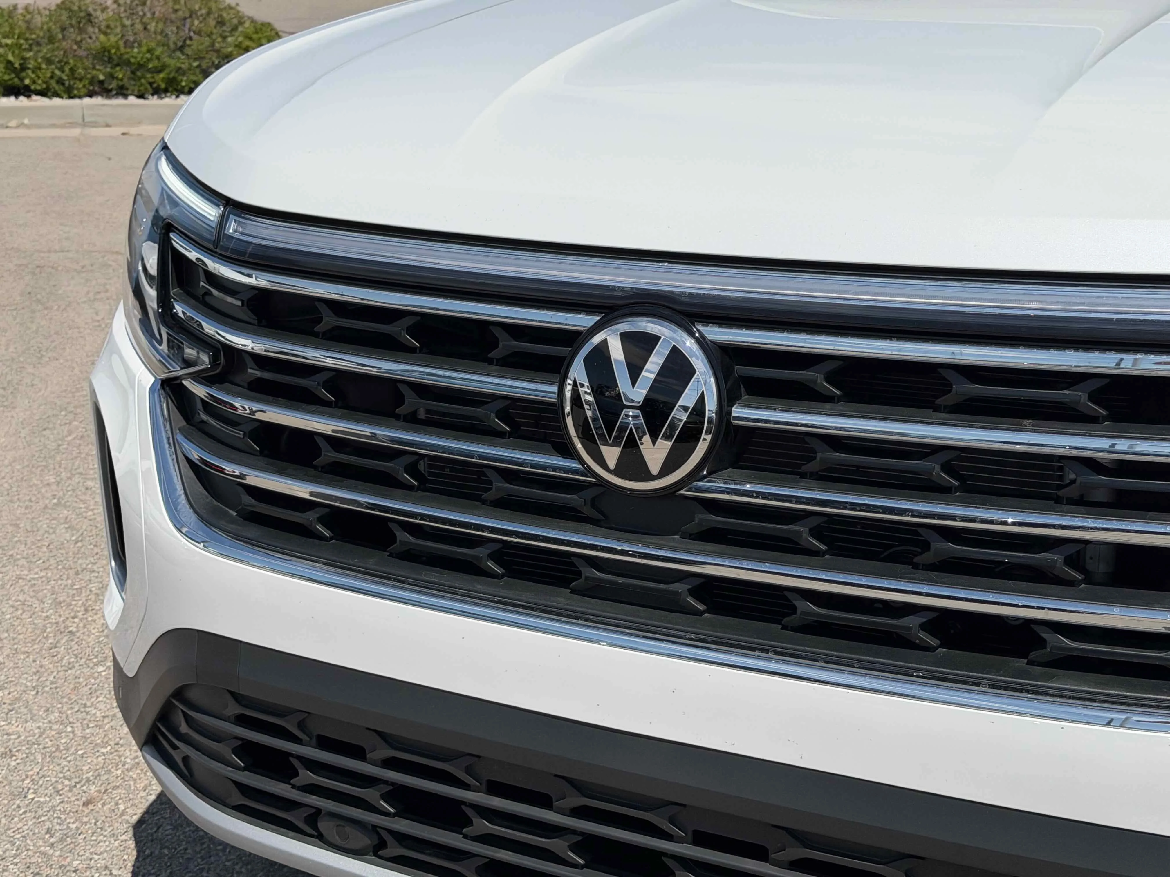 New 2026 Opal White Volkswagen 2.0T SE w/Technology image 11