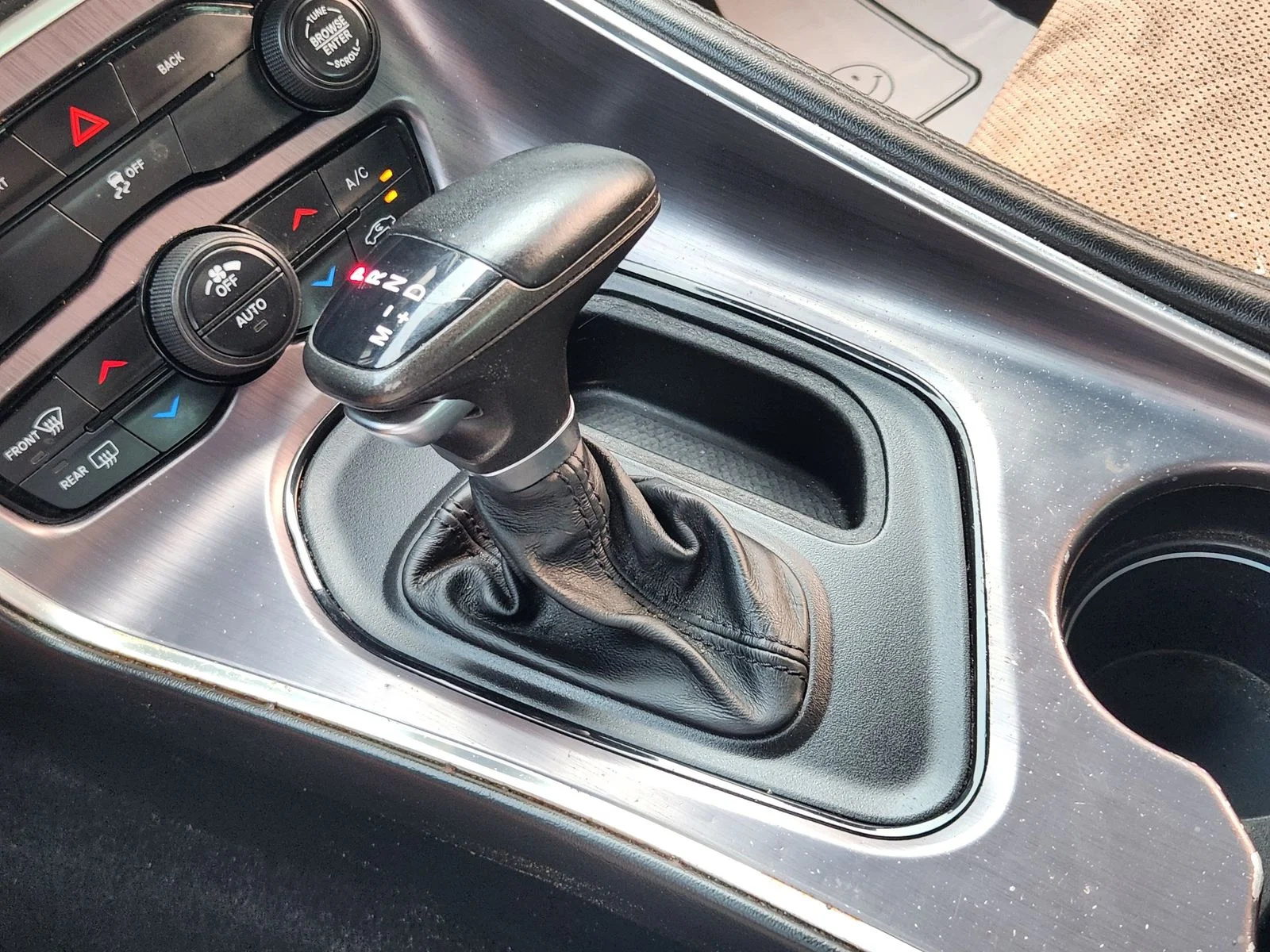 Used 2015 Beige Dodge R/T image 19