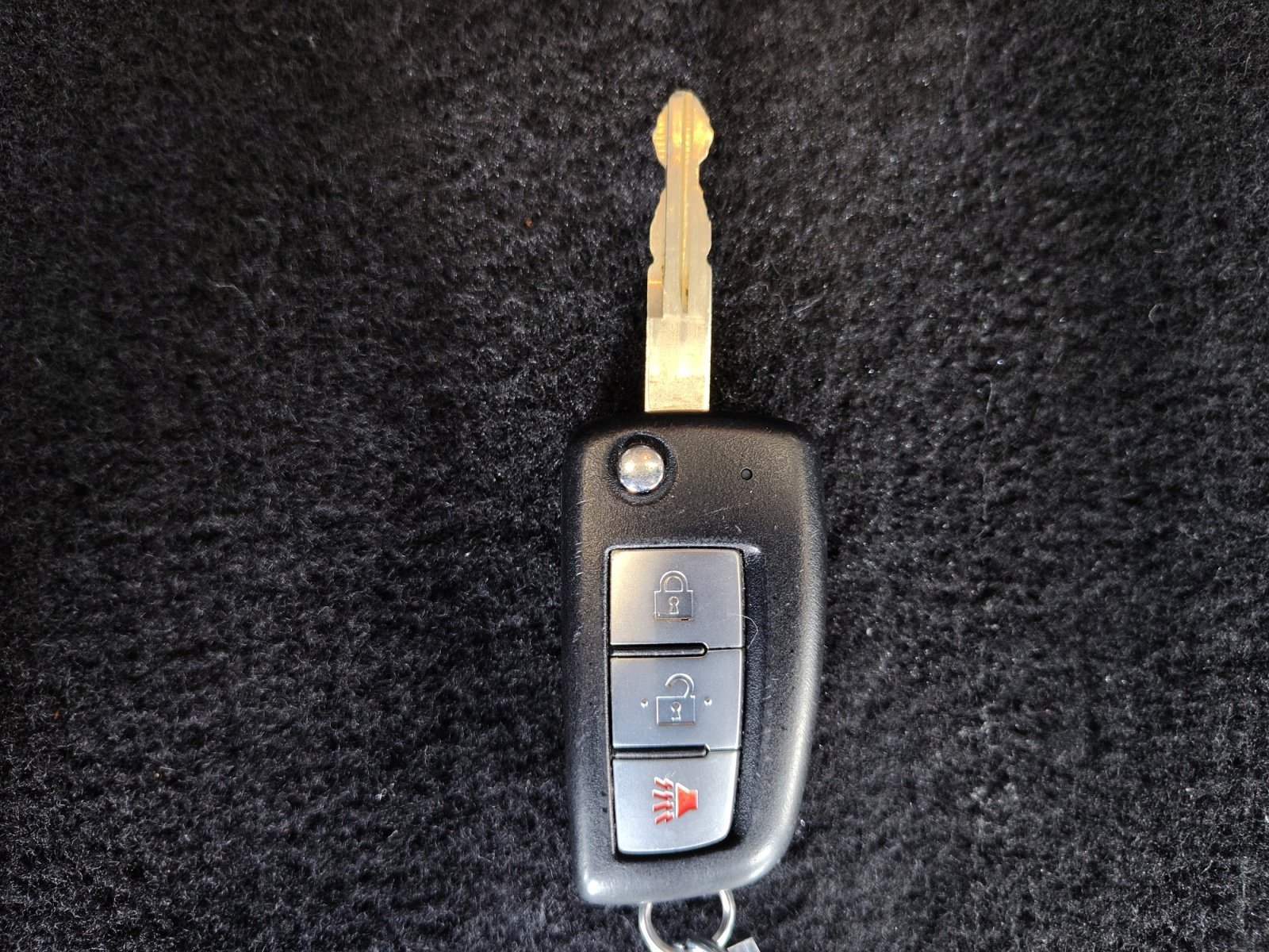 Used 2019 Gun Metallic Nissan S image 28