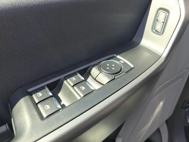 2025 Ford F-350 Super Duty XLT - Photo 50