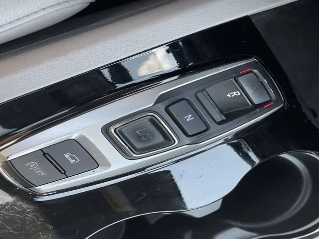 Used 2019 Gray Honda Touring image 33