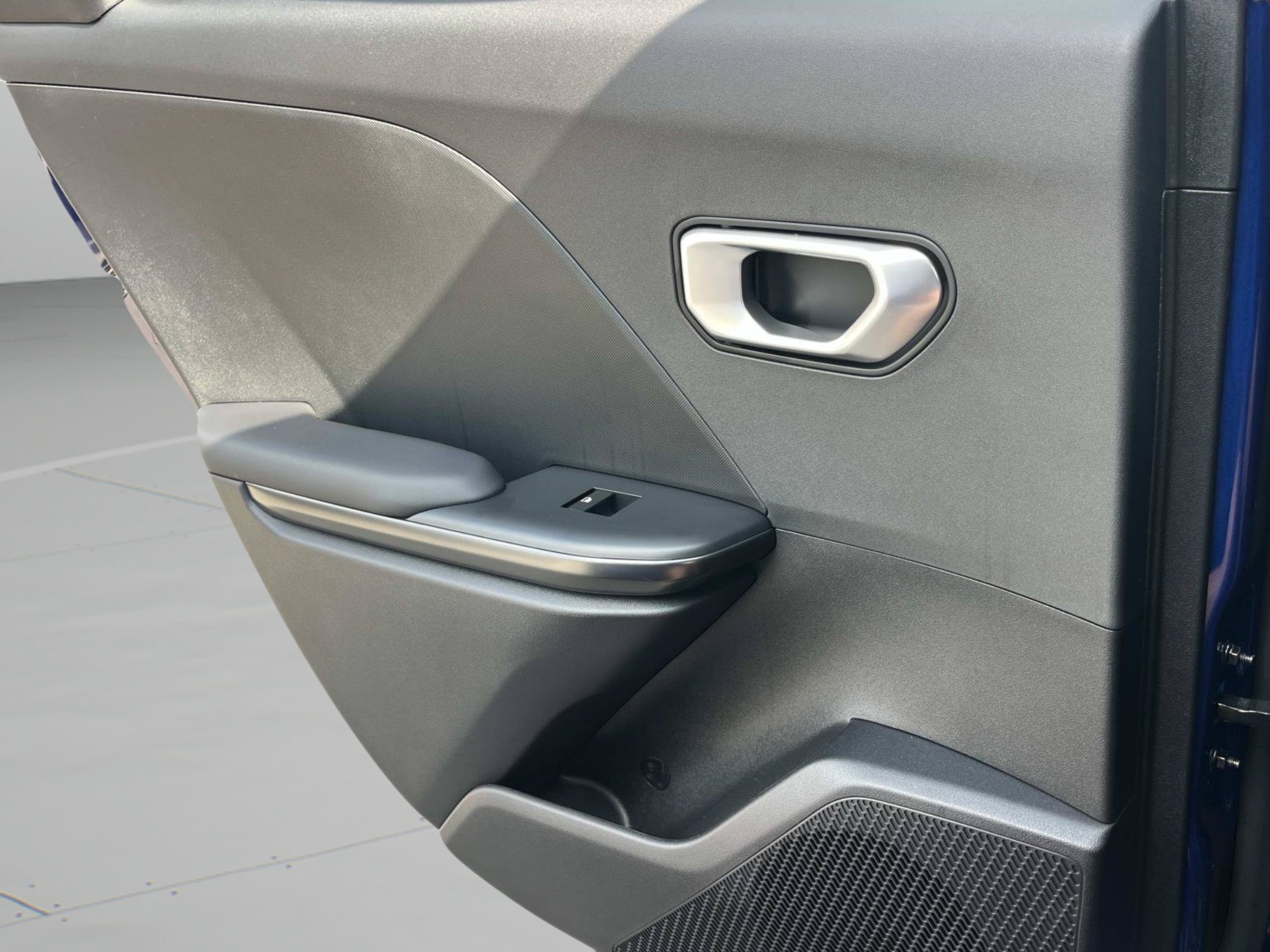 New 2026 Deep Sea Blue Kia LXS image 14