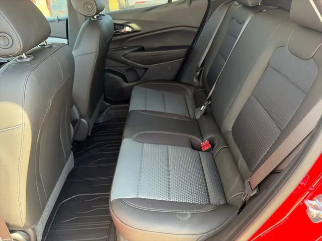 2026 Chevrolet Trax LT - Photo 17