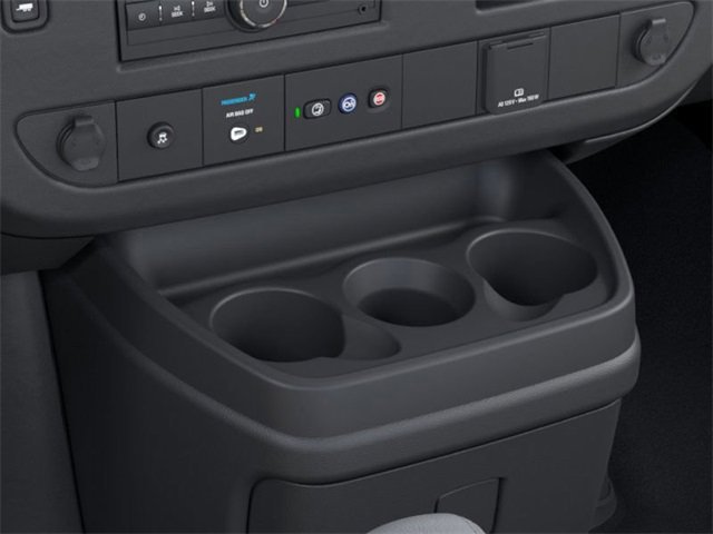 New 2025 Summit White Chevrolet 1WT image 23