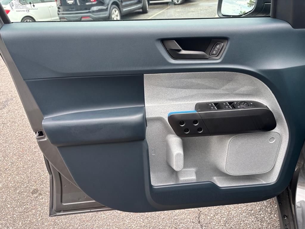 New 2026 Carbonized Gray Metallic Ford XLT image 8