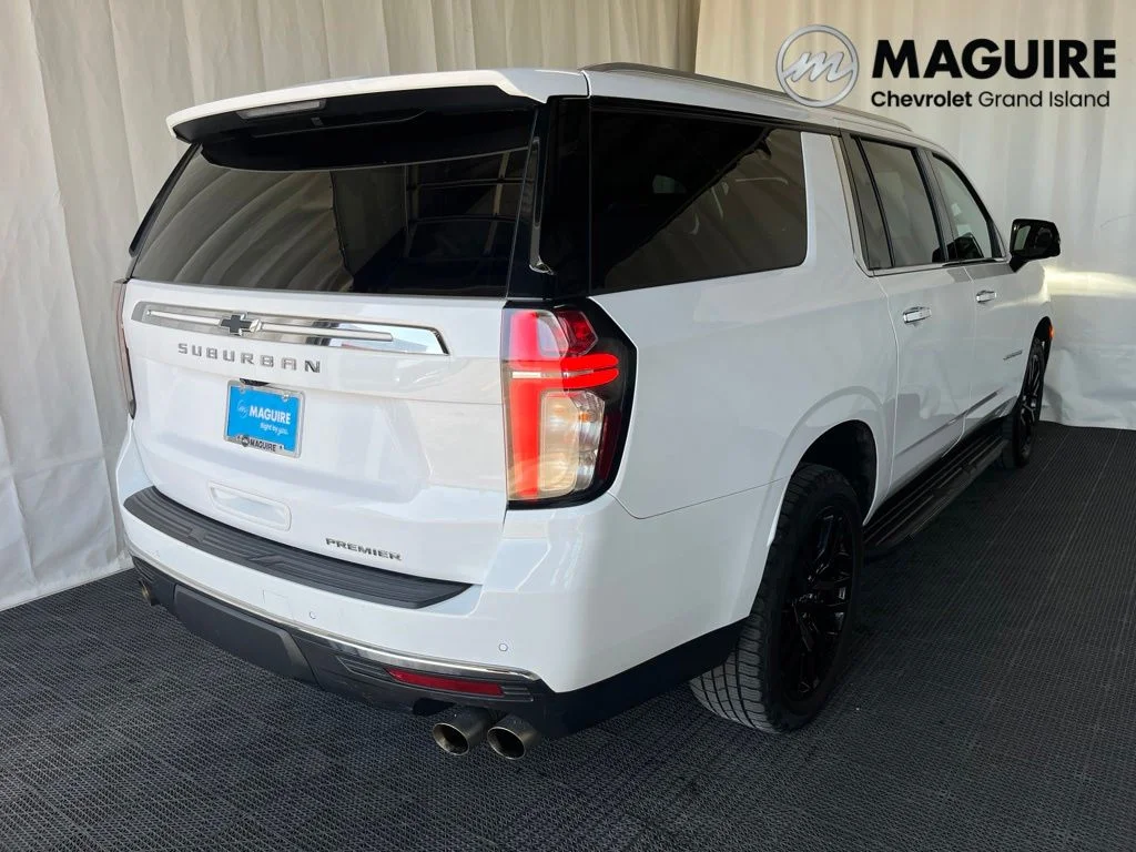 Used 2021 Summit White Chevrolet Premier image 29
