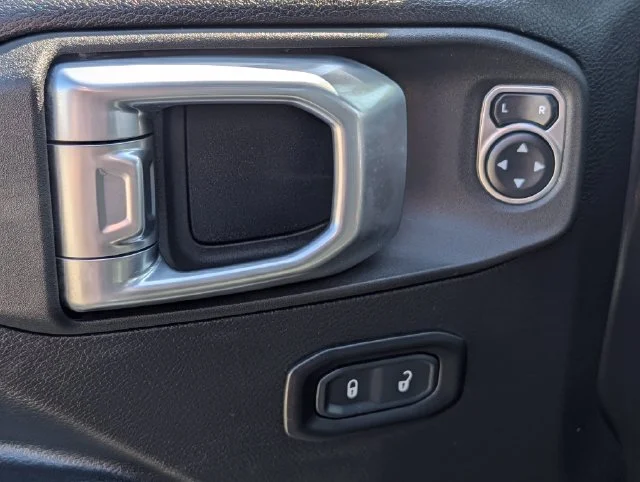 Used 2021 Gray Jeep Unlimited Willys image 21