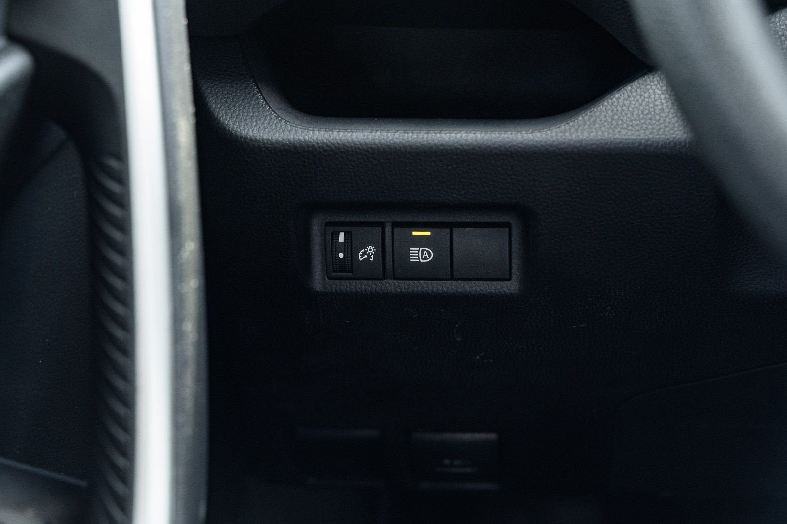2023 Toyota RAV4 LE - Photo 26