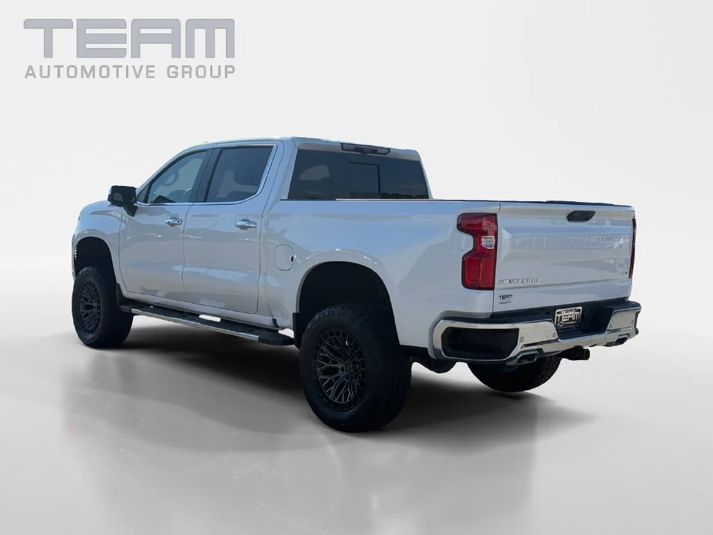 Used 2023 IRIDESCENT PEARL TRICOAT Chevrolet LTZ image 5
