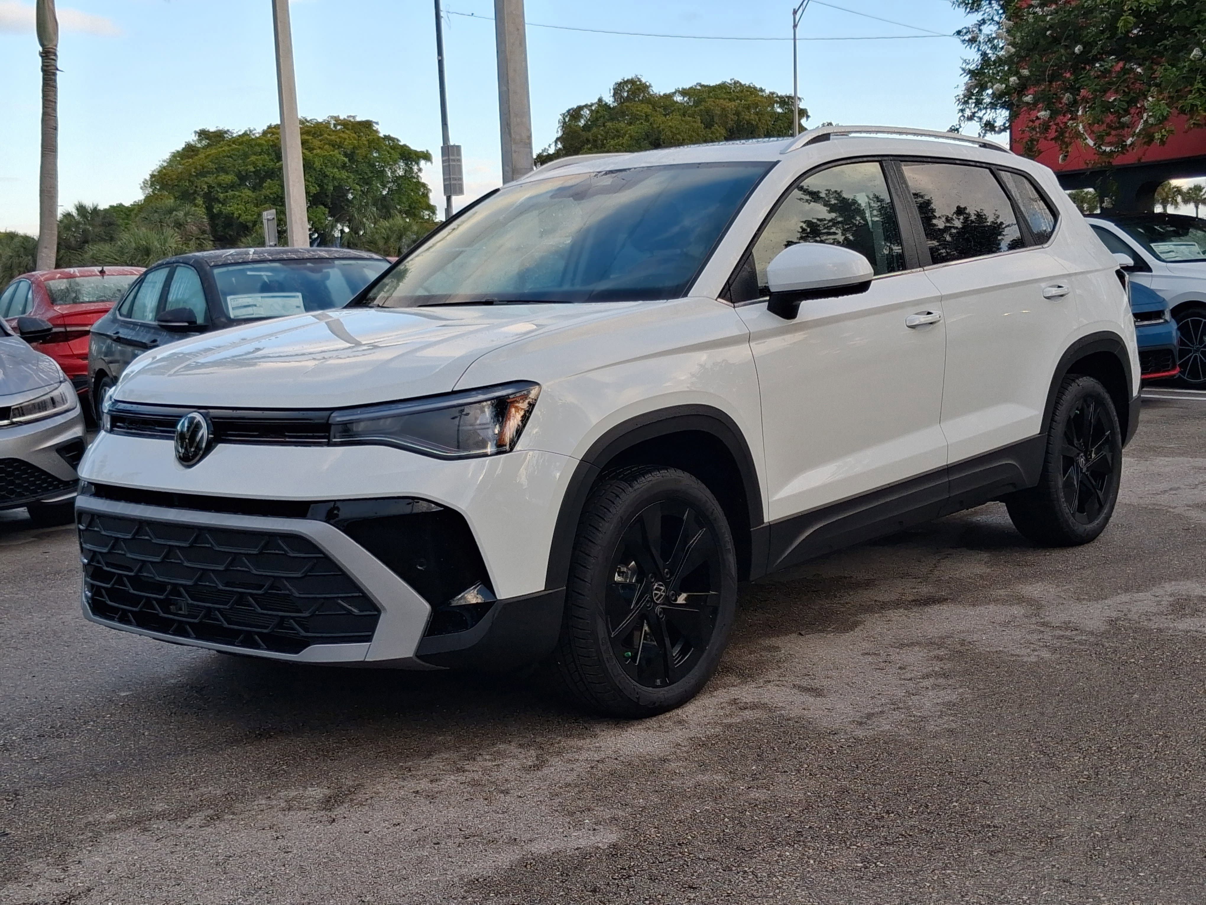 New 2026 White Volkswagen 1.5T SE image 3