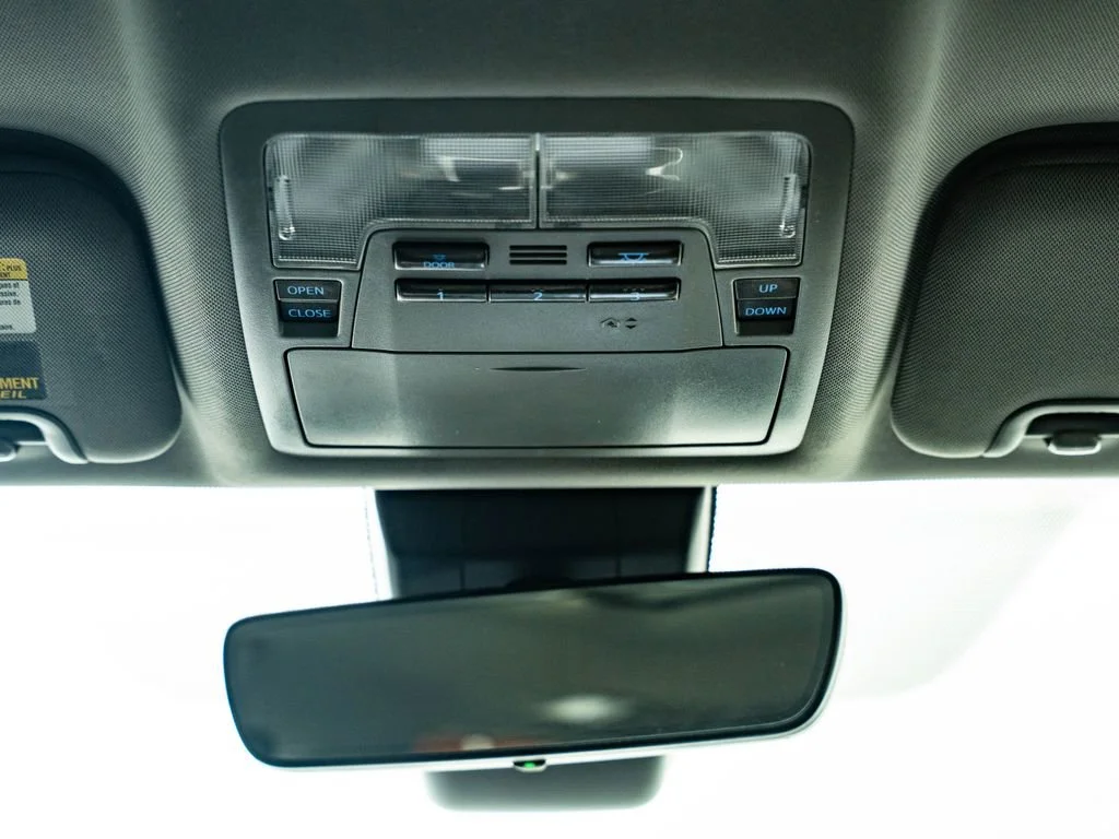 Used 2017 Blizzard Pearl Toyota Limited image 43