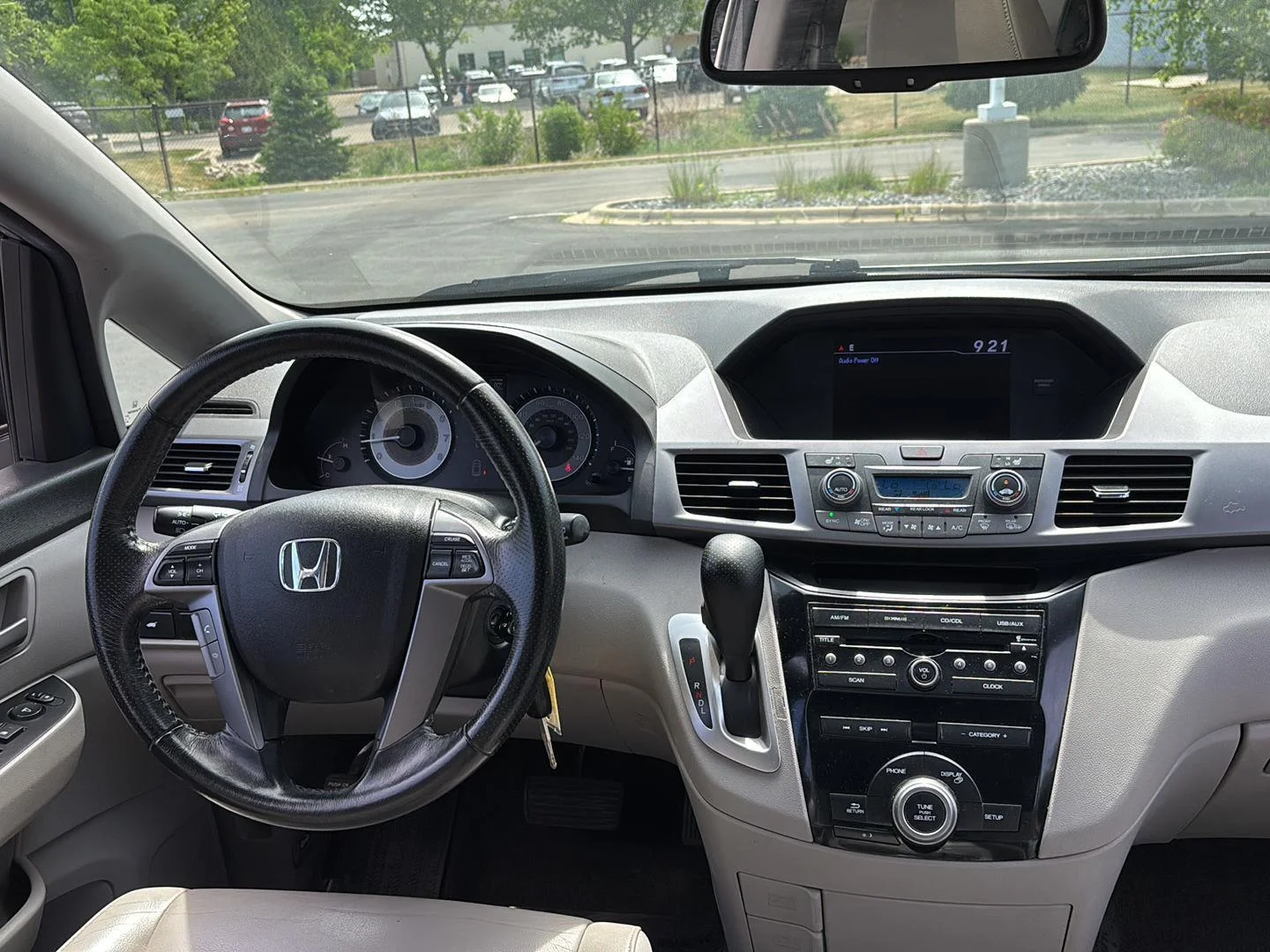 Used 2013 Alabaster Silver Metallic Honda EX-L image 11