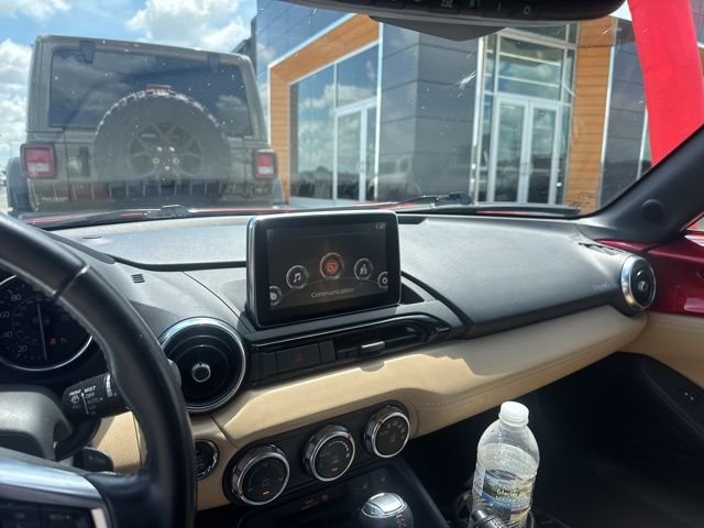 Used 2016 Red Mazda Grand Touring image 12