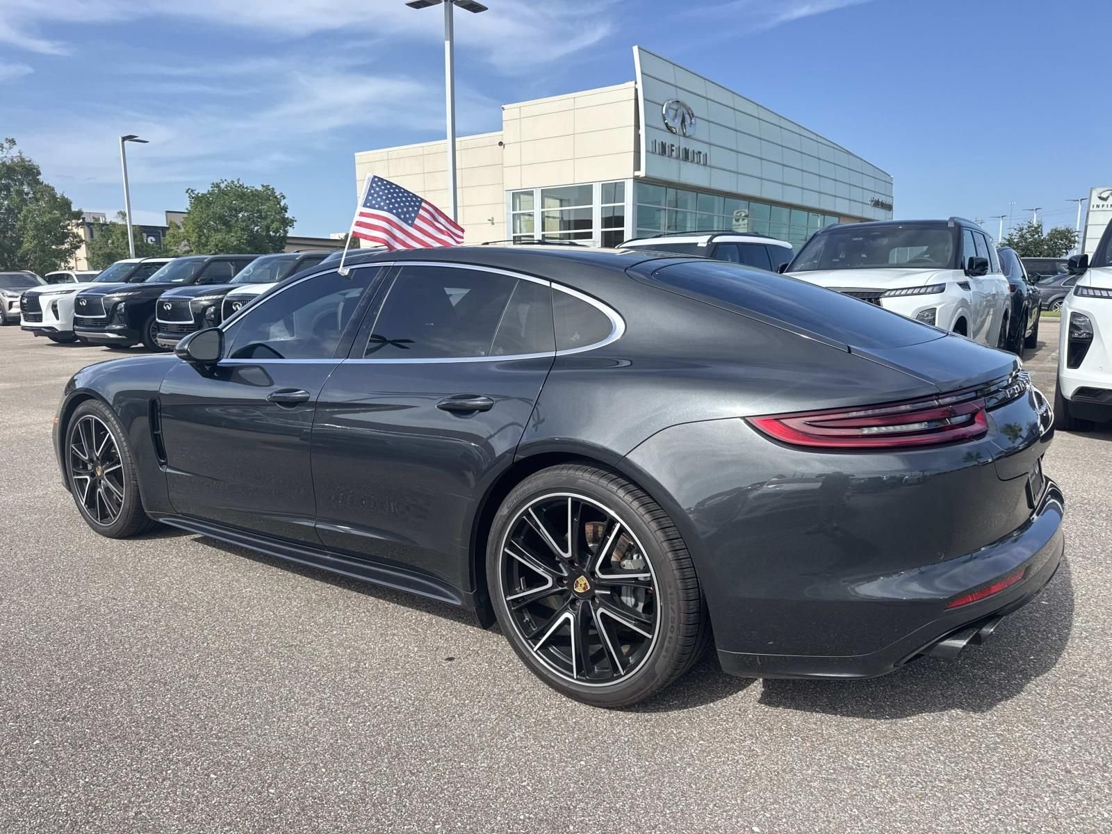 Used 2018  Porsche 4S image 7