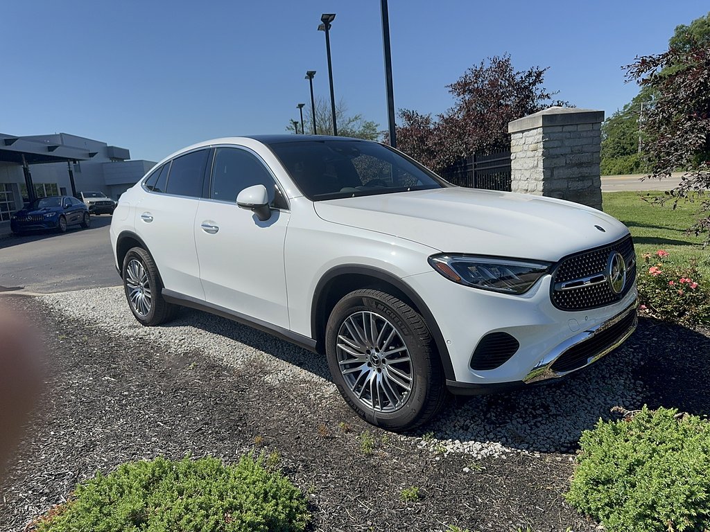 Certified Used 2026 MANUFAKTUR Moonlight White Metallic Mercedes-Benz GLC 300 4MATIC® image 5