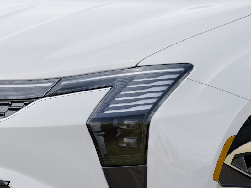 New 2027 Bright White Clear-Coat Exterior Paint Chrysler Limited image 36
