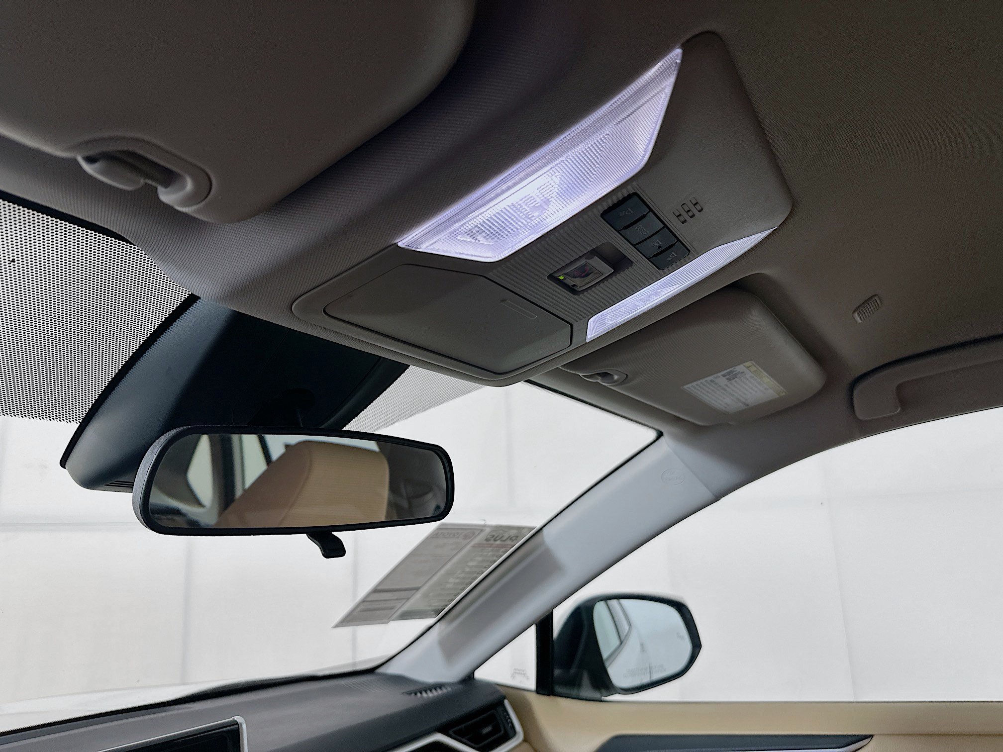 Used 2025 Ice Toyota LE image 18