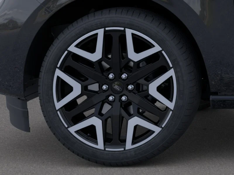 New 2026 Dark Matter Gray Metallic Ford Platinum image 19
