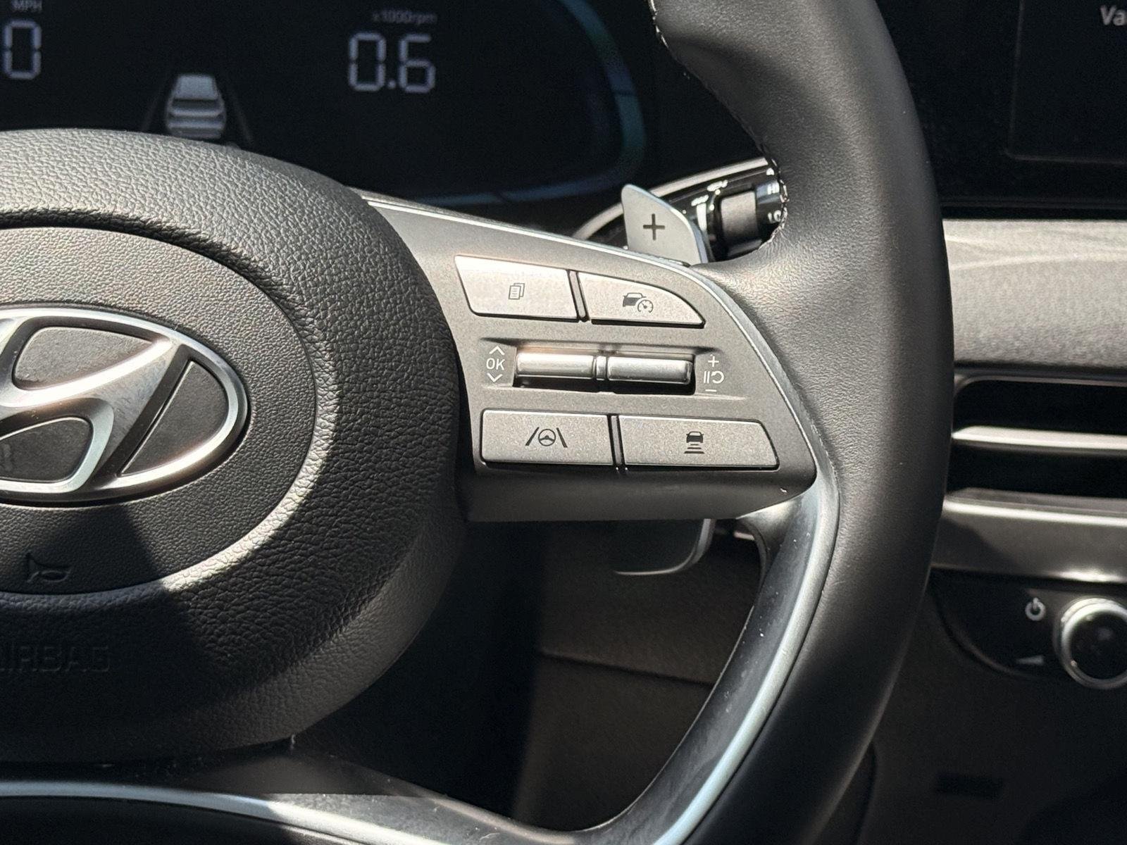 Used 2023 Hyper White Hyundai XRT image 26