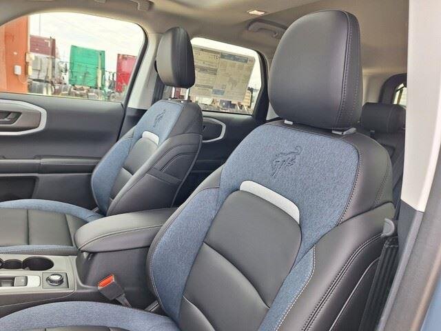 New 2026 Azure Gray Metallic Tri-Coat Ford Outer Banks® image 13