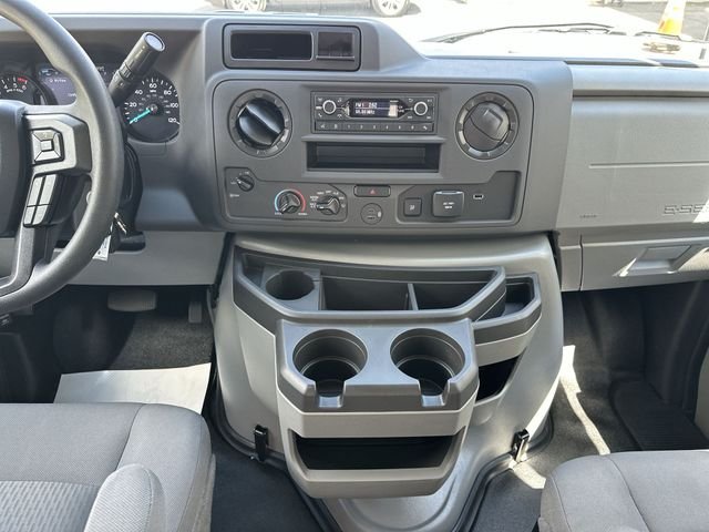 New 2027 Oxford White Ford E-350 SRW image 23