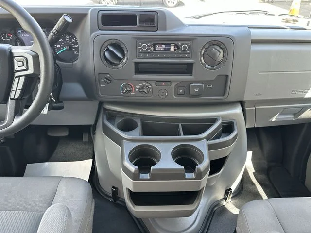 New 2027 Oxford White Ford E-350 SRW image 23