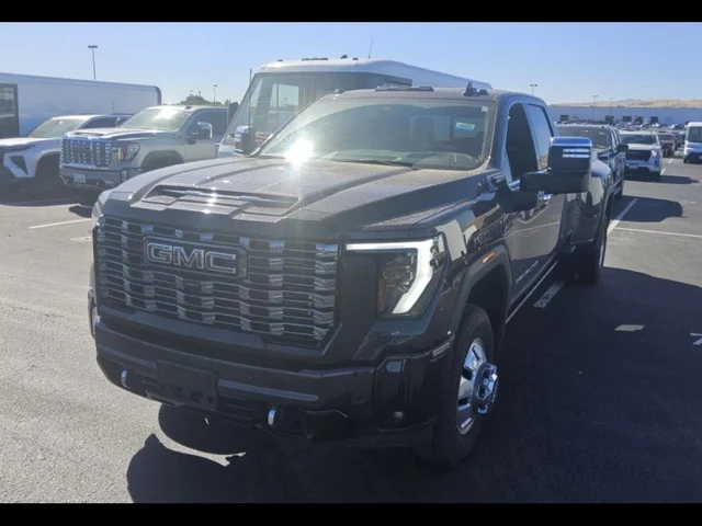 2025 GMC Sierra 3500 HD Denali Ultimate DRW