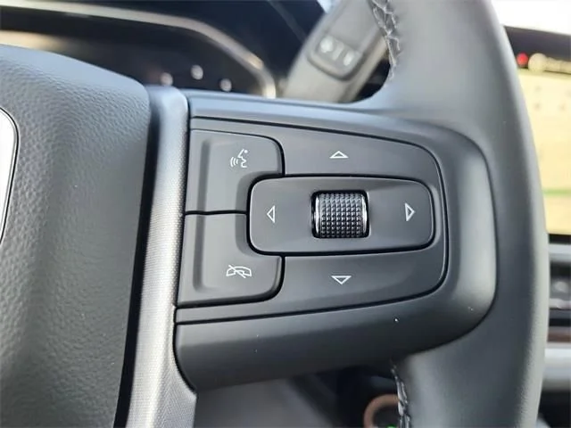 New 2026 White GMC Elevation image 23