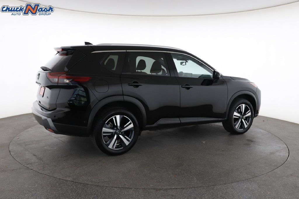 2026 Nissan Rogue SL - Photo 13
